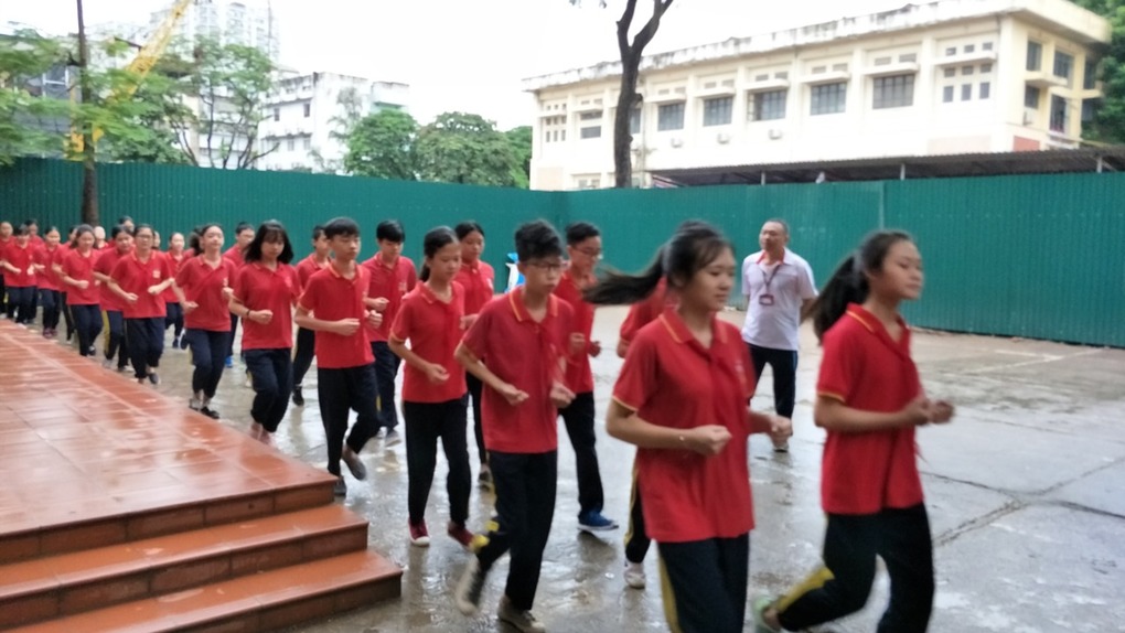 Lễ tham gia chạy Giải Báo Hà Nội mới lần thứ 44 vì hòa bình