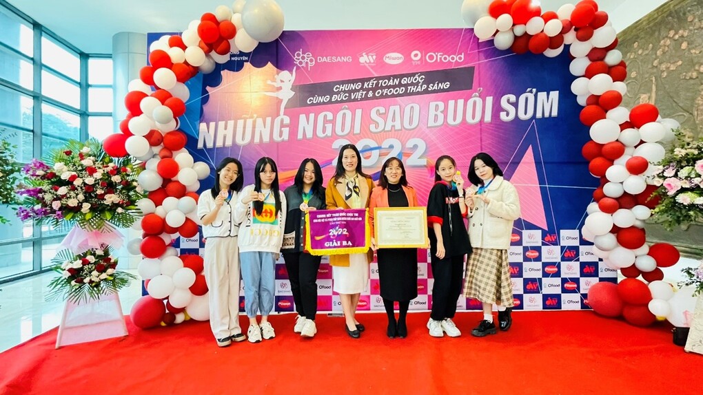 Học sinh trường THCS Ba Đình giành nhiều giải thưởng tại Chung kết Toàn quốc “Trạng Nguyên tuổi 13” và ''Cùng Đức Việt và O´Food thắp sáng những ngôi sao buổi sớm'' năm 2022