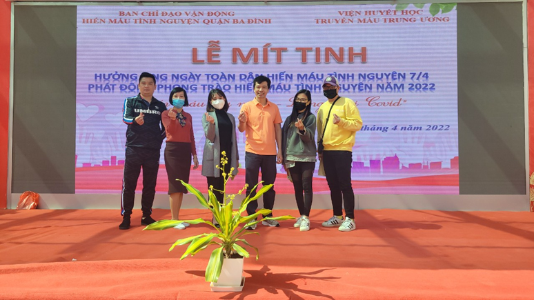 Trường THCS Ba Đình Hưởng ứng ngày hội Hiến máu tình nguyện của Liên đoàn Lao động quận Ba Đình