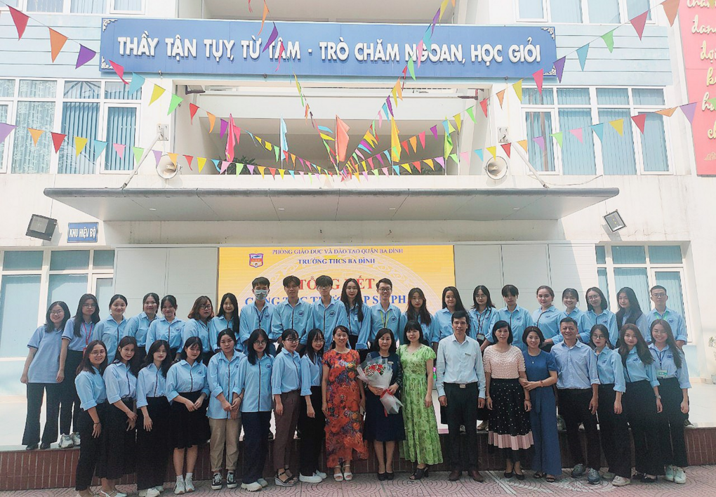 Tổng kết công tác thực tập sư phạm của đoàn sinh viên Trường Đại học Thủ Đô ở trường THCS Ba Đình