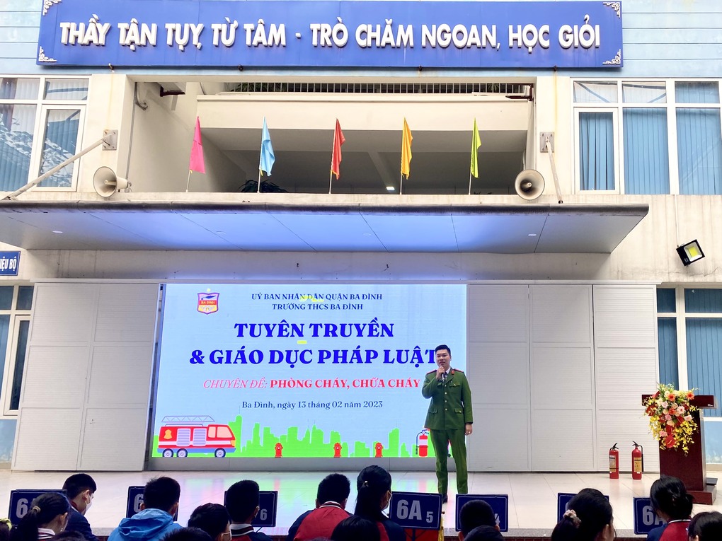 Trường THCS Ba Đình tổ chức Tuyên truyền và giáo dục pháp luật chuyên đề Phòng cháy chữa cháy năm 2023