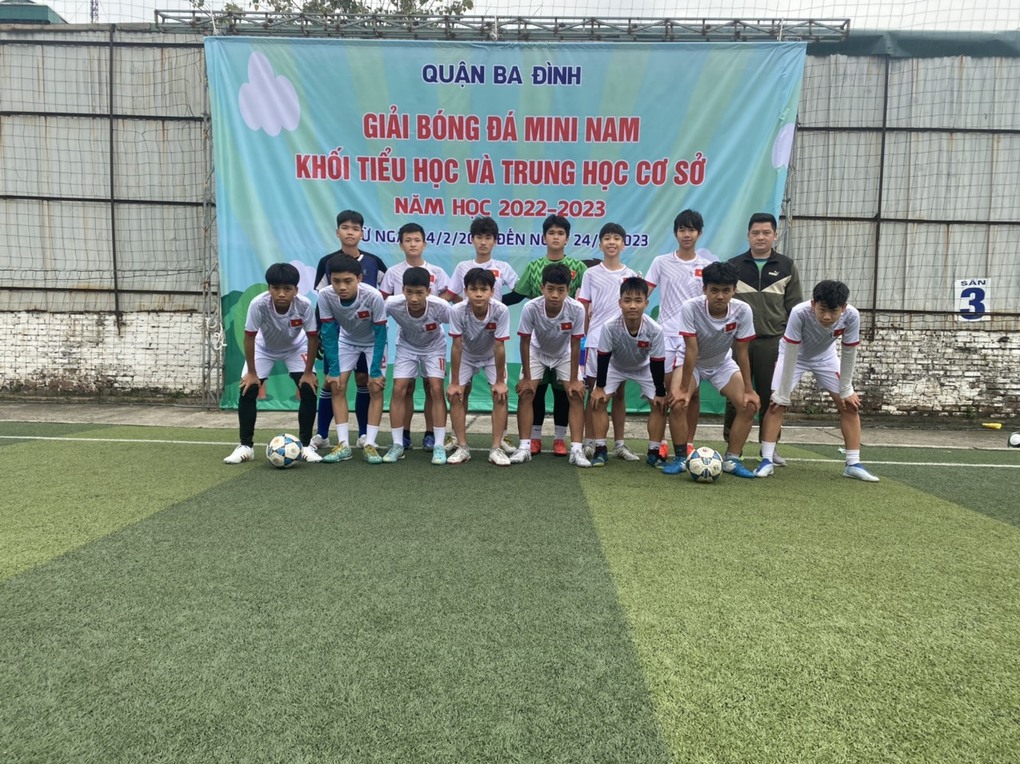 Trường THCS Ba Đình hưởng ứng tham gia “Giải bóng đá mini nam khối tiểu học và THCS năm học 2022-2023”