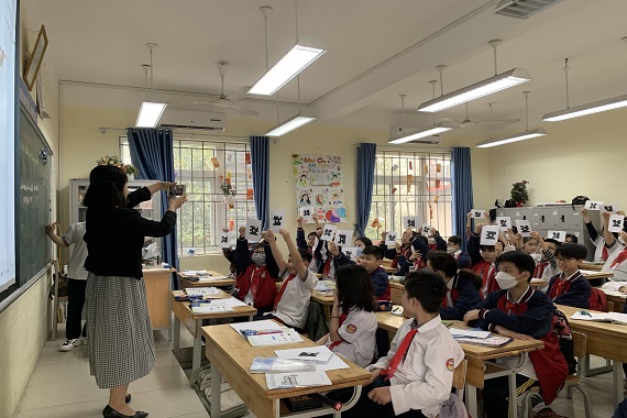 Hiệu quả trong đổi mới sinh hoạt chuyên môn thông qua các tiết hội giảng của tổ Tự Nhiên 1