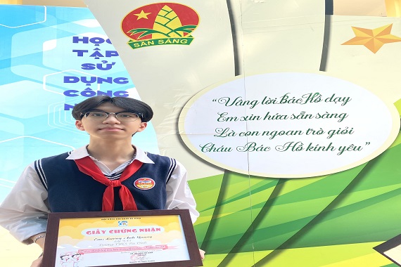 Lương Anh Quang - Liên Đội trưởng tài năng, thích làm nghìn việc tốt