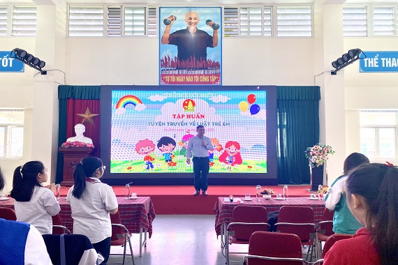 Bồi dưỡng Kỹ năng, nghiệp vụ Công tác Đội cho BCH Liên đội trường THCS Ba Đình