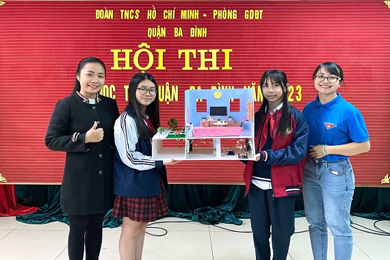 Học sinh trường THCS Ba Đình tích cực tham gia cuộc thi "Sáng tạo trẻ" dành cho học sinh do Phòng GDĐT quận tổ chức