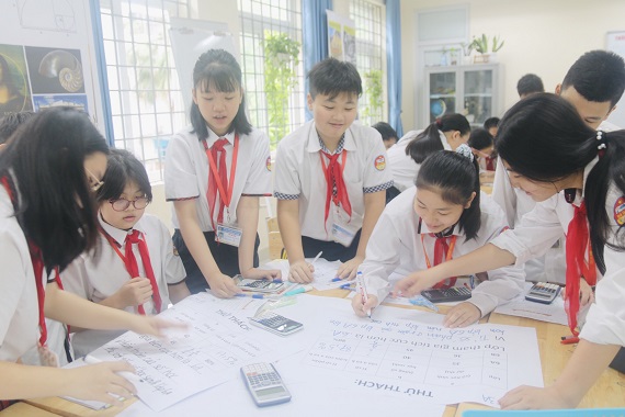 Gương sáng đội viên Hồ Minh Anh - Cô gái nỗ lực và năng động của Chi đội 8A2