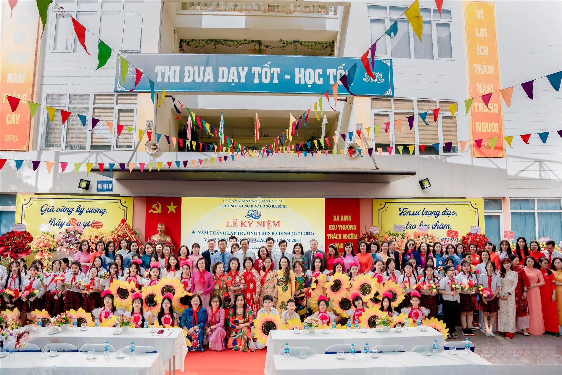 Lễ kỉ niệm 50 năm thành lập trường THCS Ba Đình