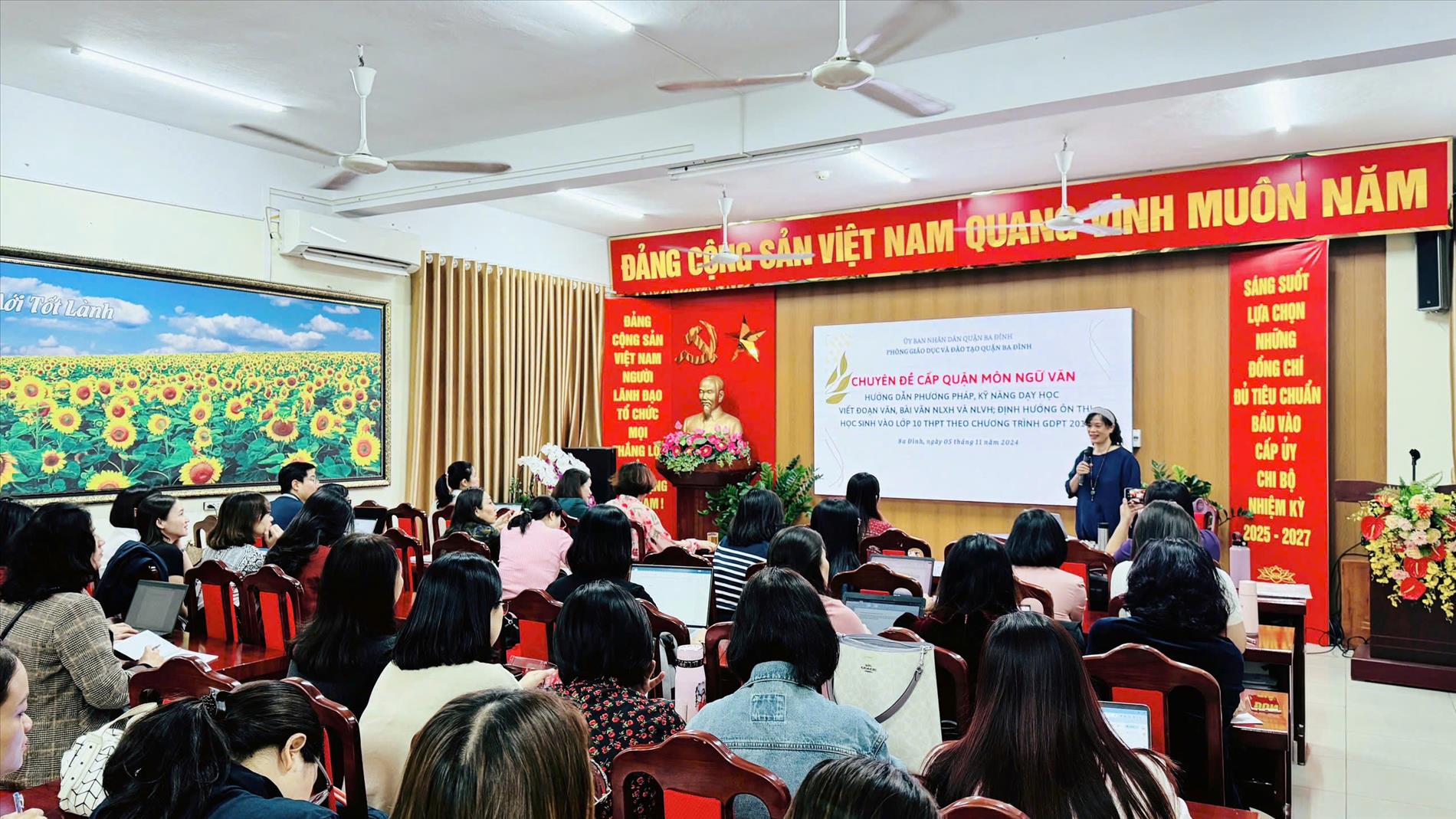 Giáo viên trường THCS Ba Đình tham gia chuyên đề cấp quận môn Ngữ văn giúp định hướng ôn thi vào lớp 10 THPT