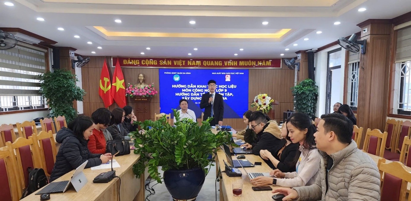 Giáo viên trường THCS Ba Đình tham dự chuyên đề môn công nghệ “Khai thác học liệu môn Công nghệ lớp 9 và hướng dẫn tổ chức ôn tập, xây dựng đề kiểm tra”