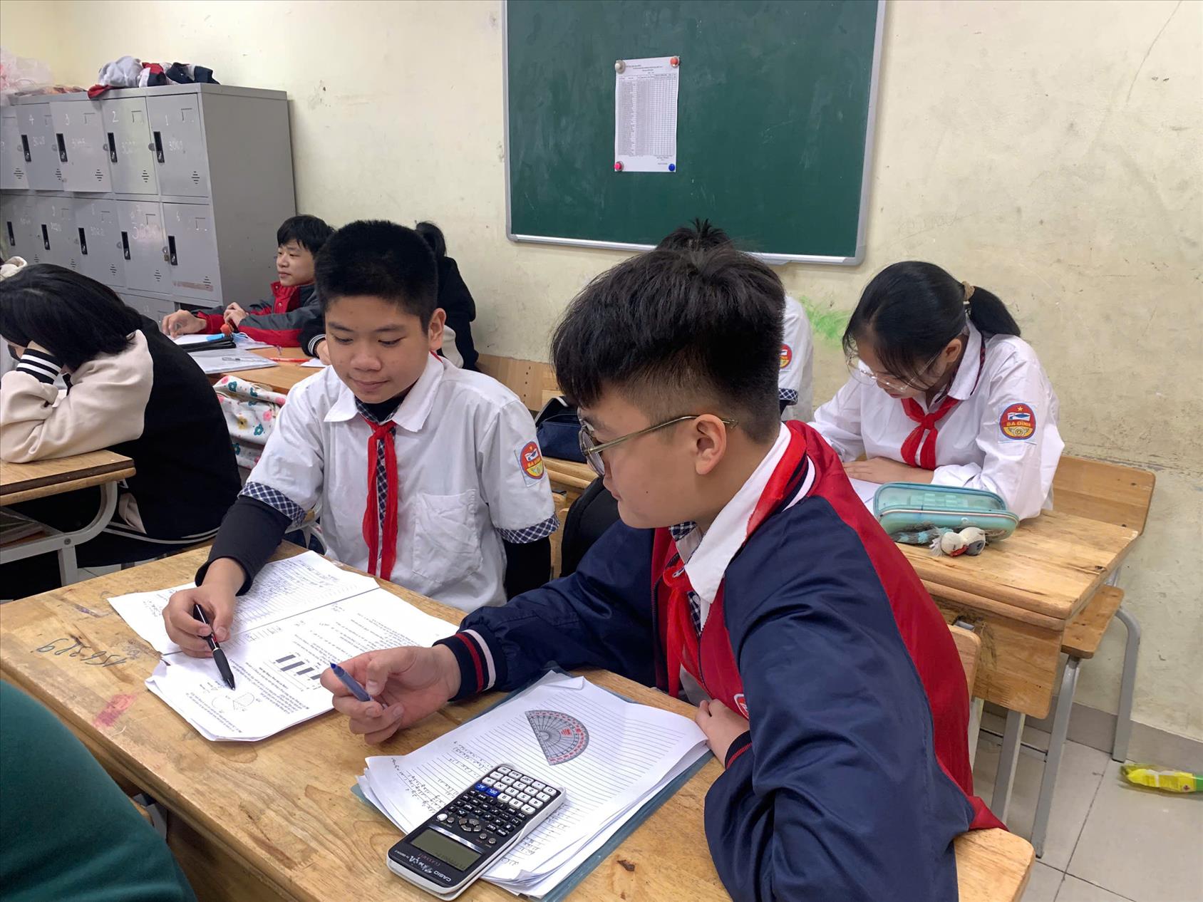 Lớp 8A5 và những ngày ôn thi cuối học kỳ 1