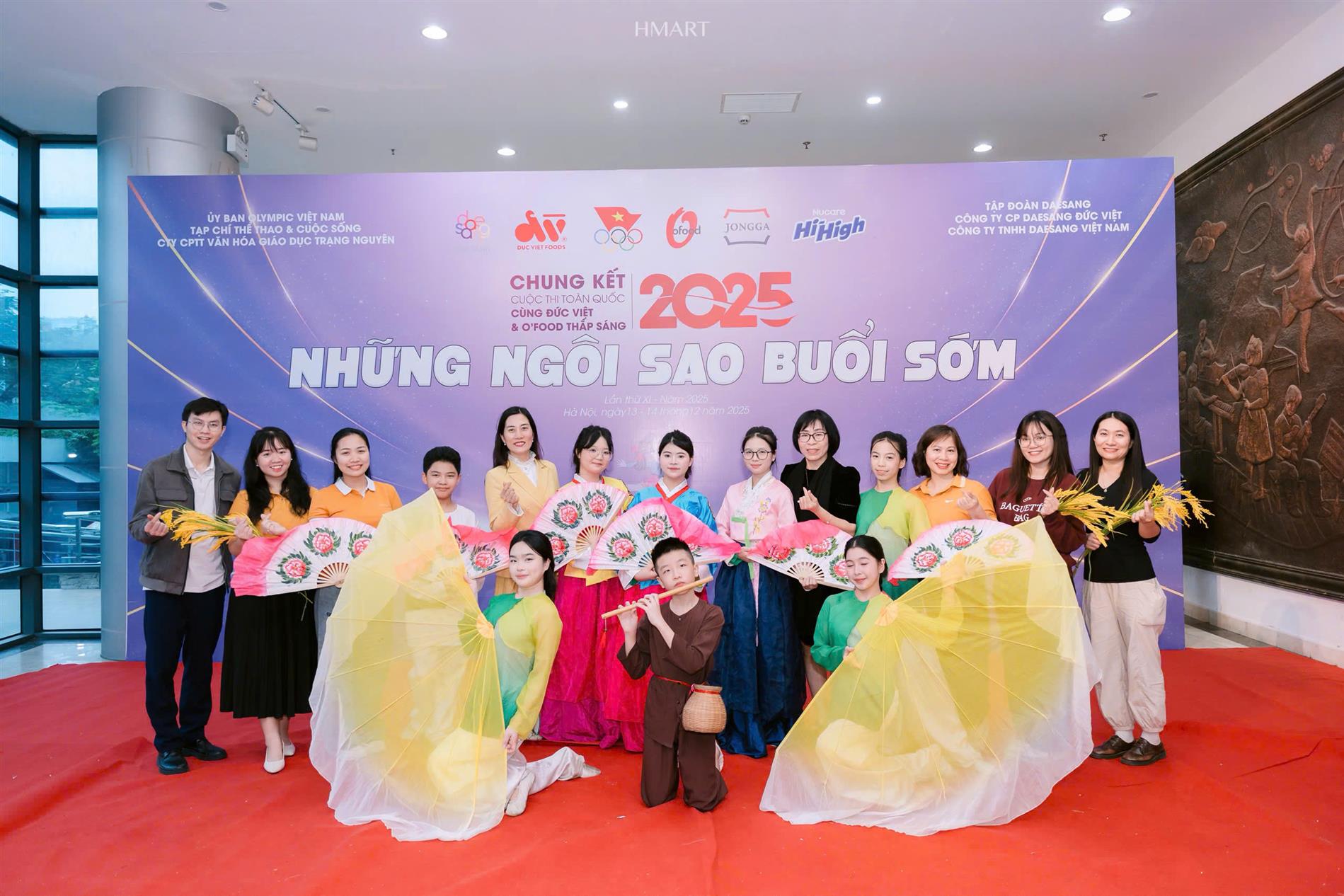 Tỏa sáng đam mê nghệ thuật - Học sinh THCS Ba Đình ghi dấu ấn tại Chung kết toàn quốc “Những ngôi sao buổi sớm” lần thứ XI năm 2025