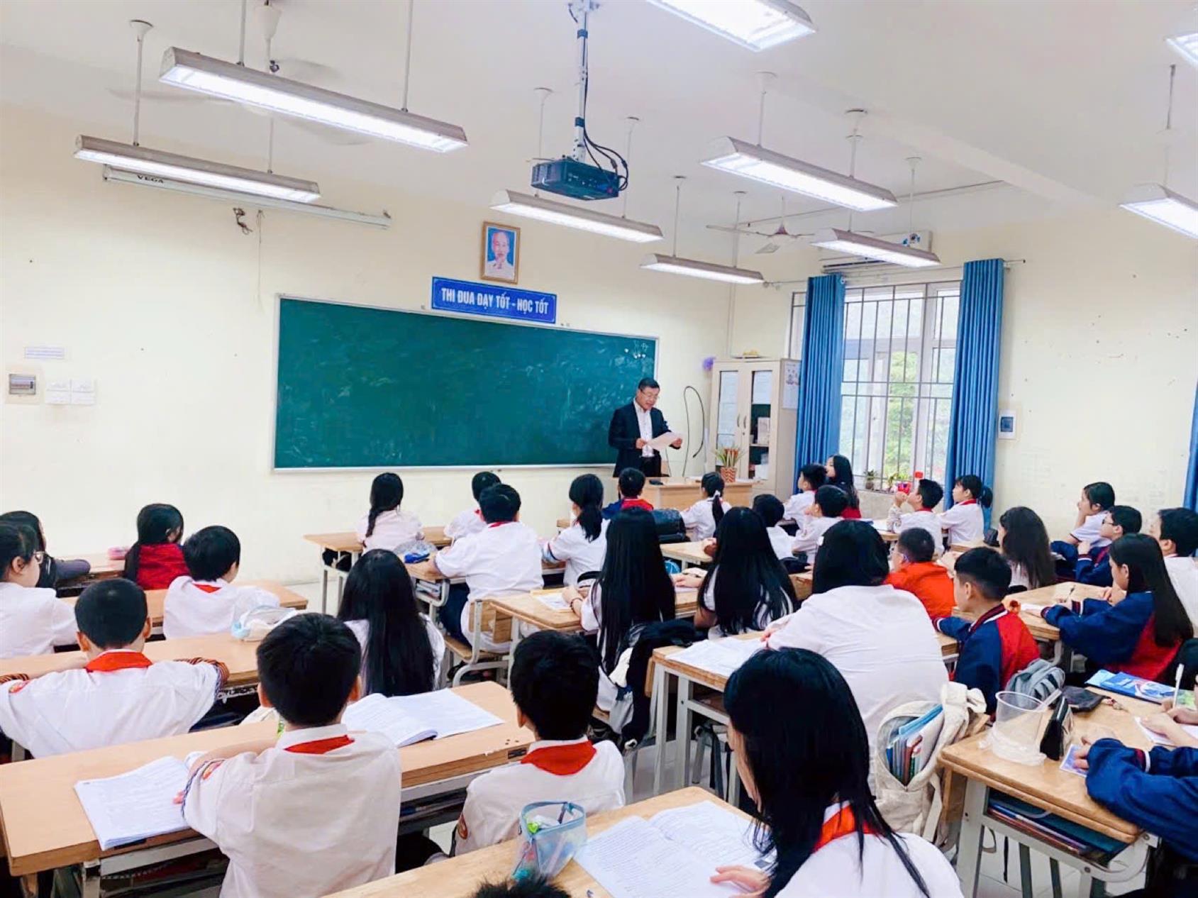 Chung tay đẩy lùi thuốc lá điện tử cùng học sinh lớp 6A7