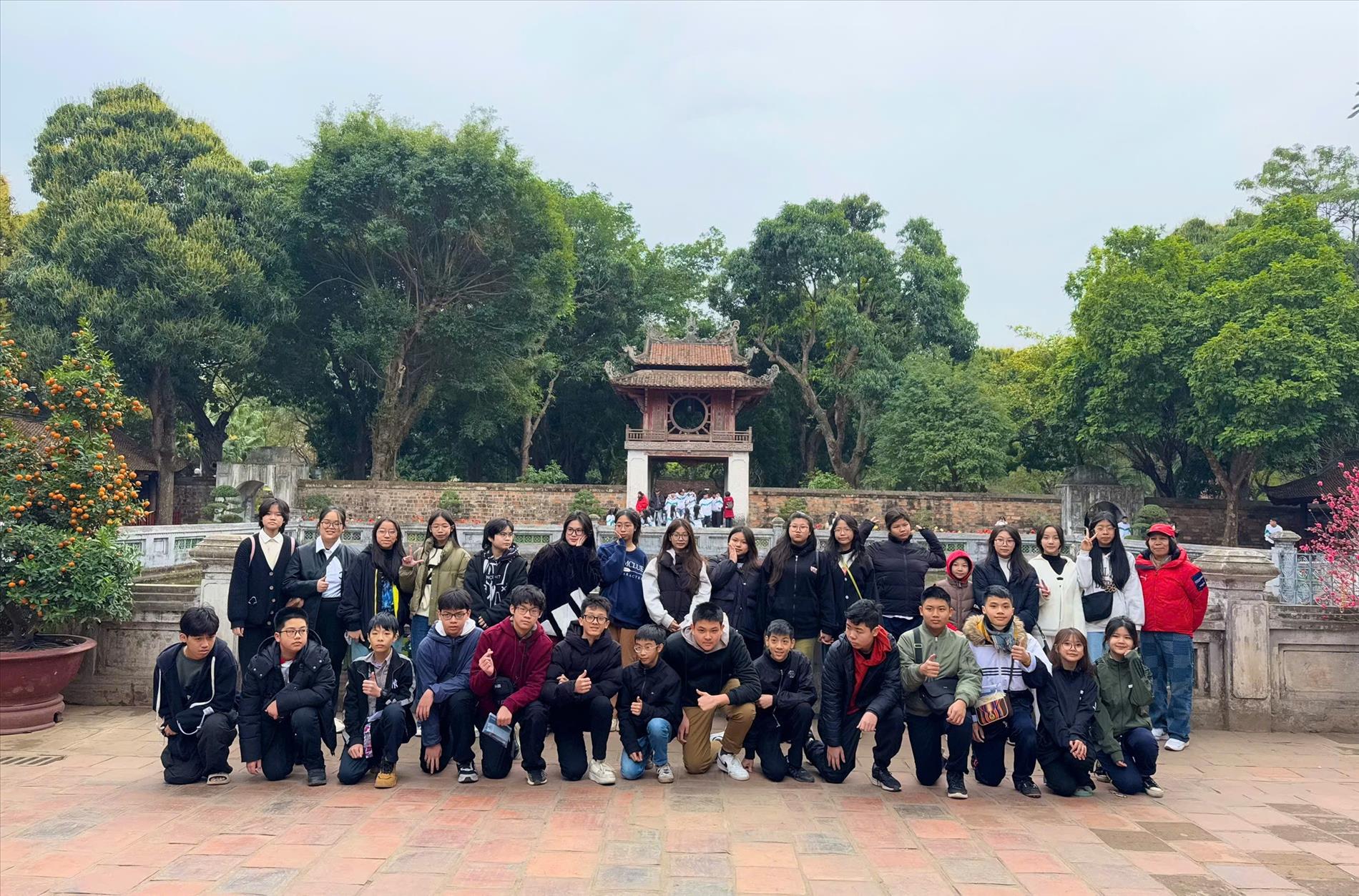 Khát vọng học tập của học sinh lớp 9A7 từ chuyến đi học tập và trải nghiệm tại Di tích quốc gia đặc biệt Văn Miếu - Quốc Tử Giám