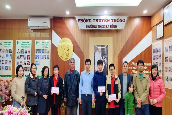 Gặp mặt, động viên các con học sinh tham dự kỳ thi OlympicToán học quốc tế TIMO tại Thái Lan