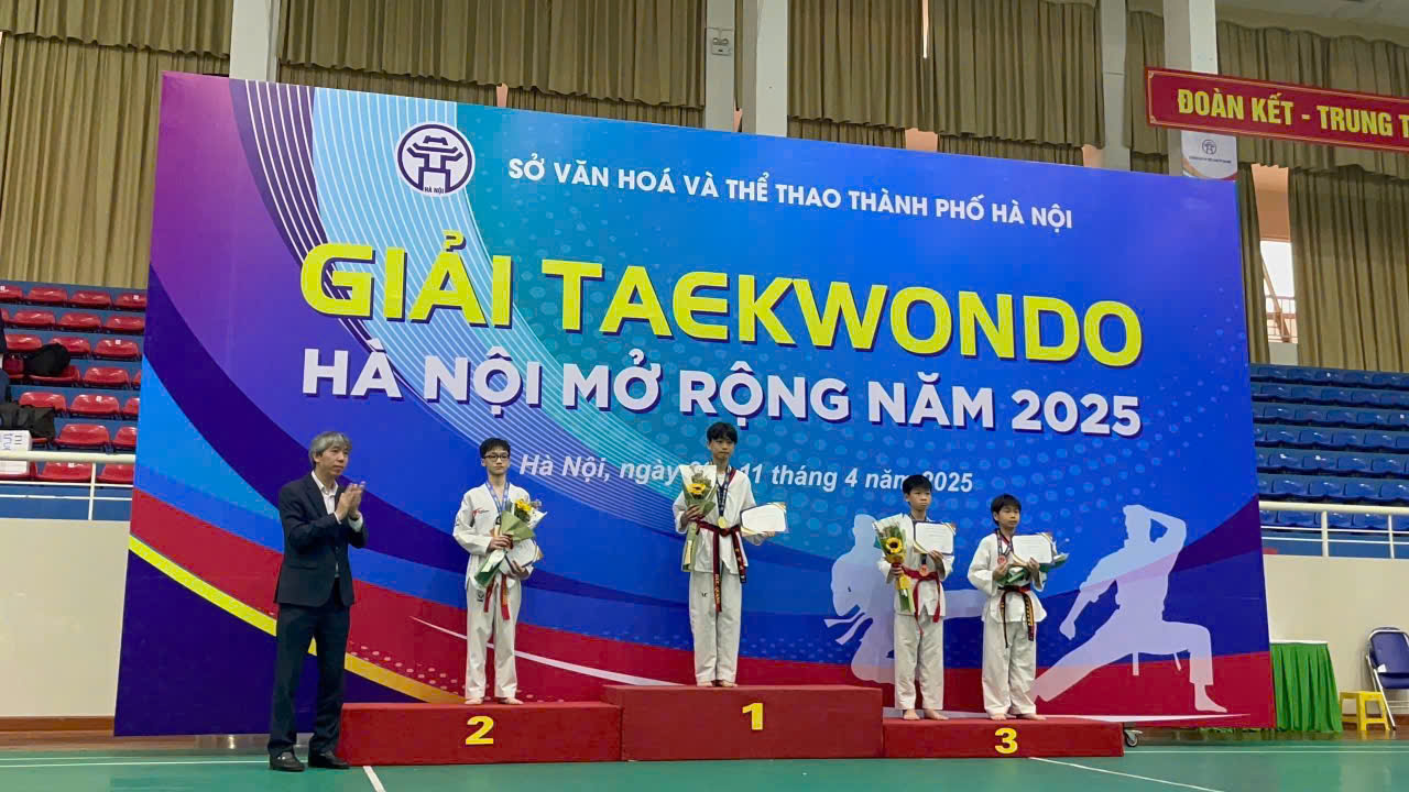 Học sinh trường THCS Ba Đình đạt giải Taekwondo Hà Nội mở rộng 2025