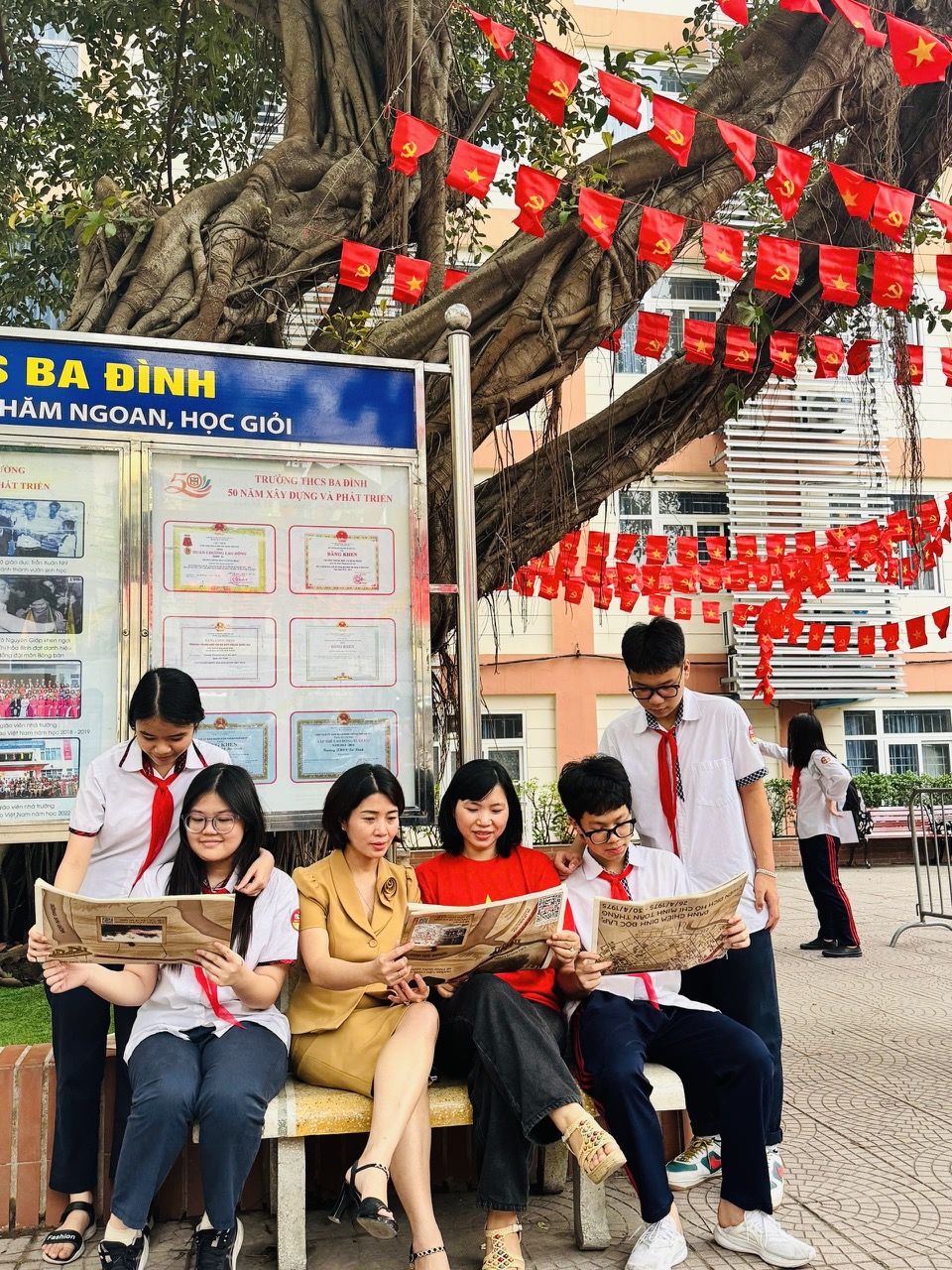 Lịch sử trong mắt thế hệ trẻ - Là sự xúc động, niềm tự hào và khát khao học tập để cống hiến!