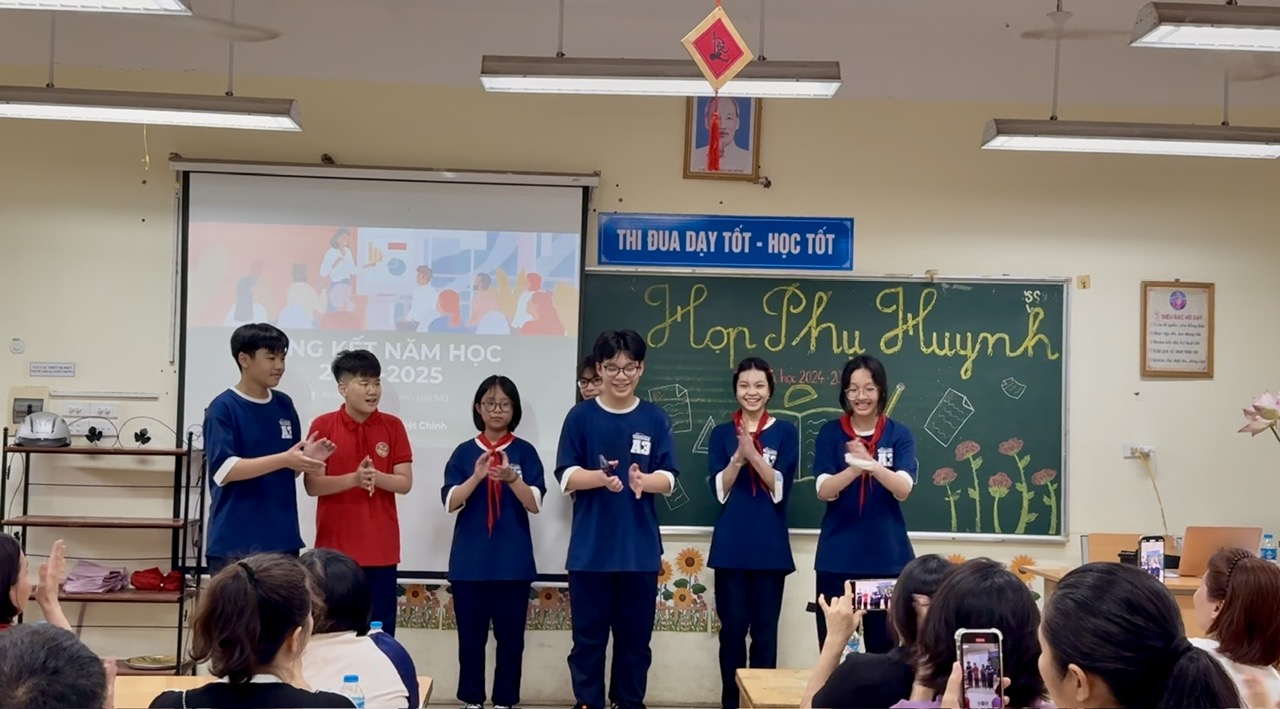 Buổi họp phụ huynh học sinh tổng kết năm học 2024-2025 lớp 7A3: Nhìn lại một hành trình trưởng thành