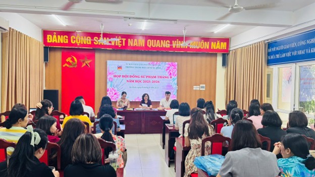 Buổi họp hội đồng sư phạm đầu năm: Sẵn sàng cho một năm học đổi mới và hiệu quả