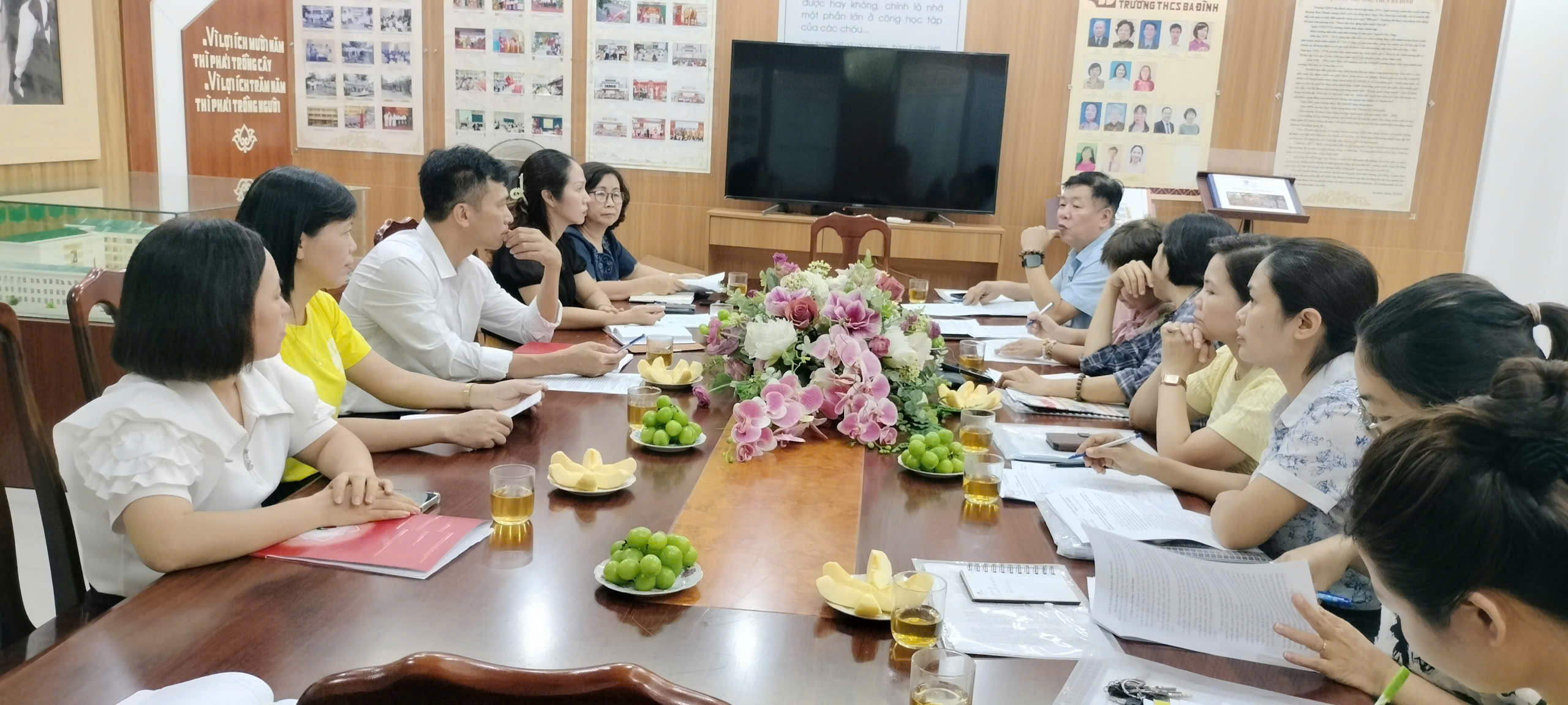 Trường THCS Ba Đình đón đoàn kiểm tra công tác tuyển sinh và các hoạt động trọng tâm trước thềm năm học mới 2025 - 2026