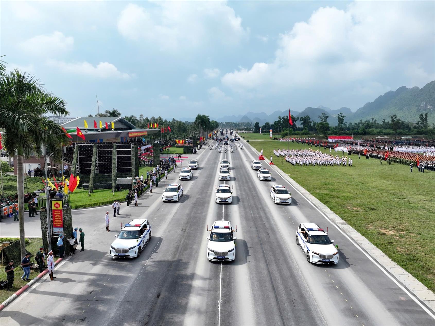 THÔNG BÁO Điều chỉnh thời gian phân luồng giao thông phục vụ Tổng hợp luyện lần 1 Lễ kỷ niệm 80 năm Cách mạng tháng Tám và Quốc khánh 2/9