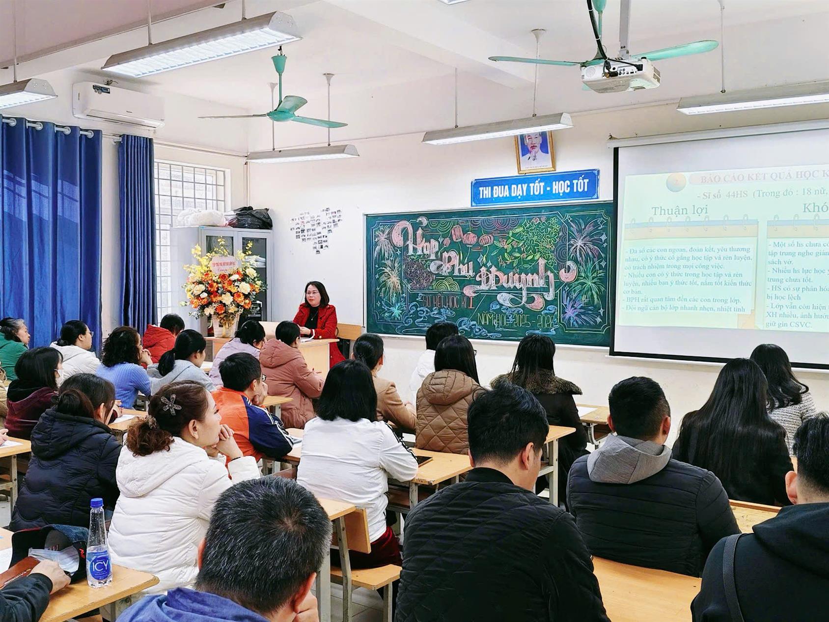 Hội nghị Cha mẹ học sinh cuối học kì I năm học 2025-2026: Kết nối niềm tin, đồng hành phát triển