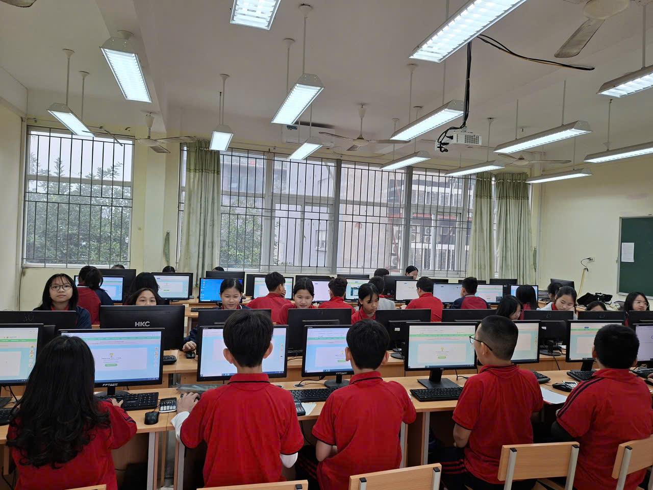 Sôi nổi cuộc thi “Đấu trường Toán học” cấp trường năm học 2025 - 2026