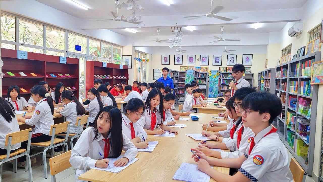 Buổi học cảm tình Đoàn đầy ý nghĩa – Bước khởi đầu trên hành trình trở thành Đoàn viên