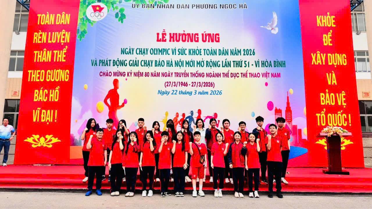 Thầy và trò trường THCS Ba Đình sôi nổi tham gia “Ngày chạy Olympic vì sức khỏe toàn dân năm 2026”
