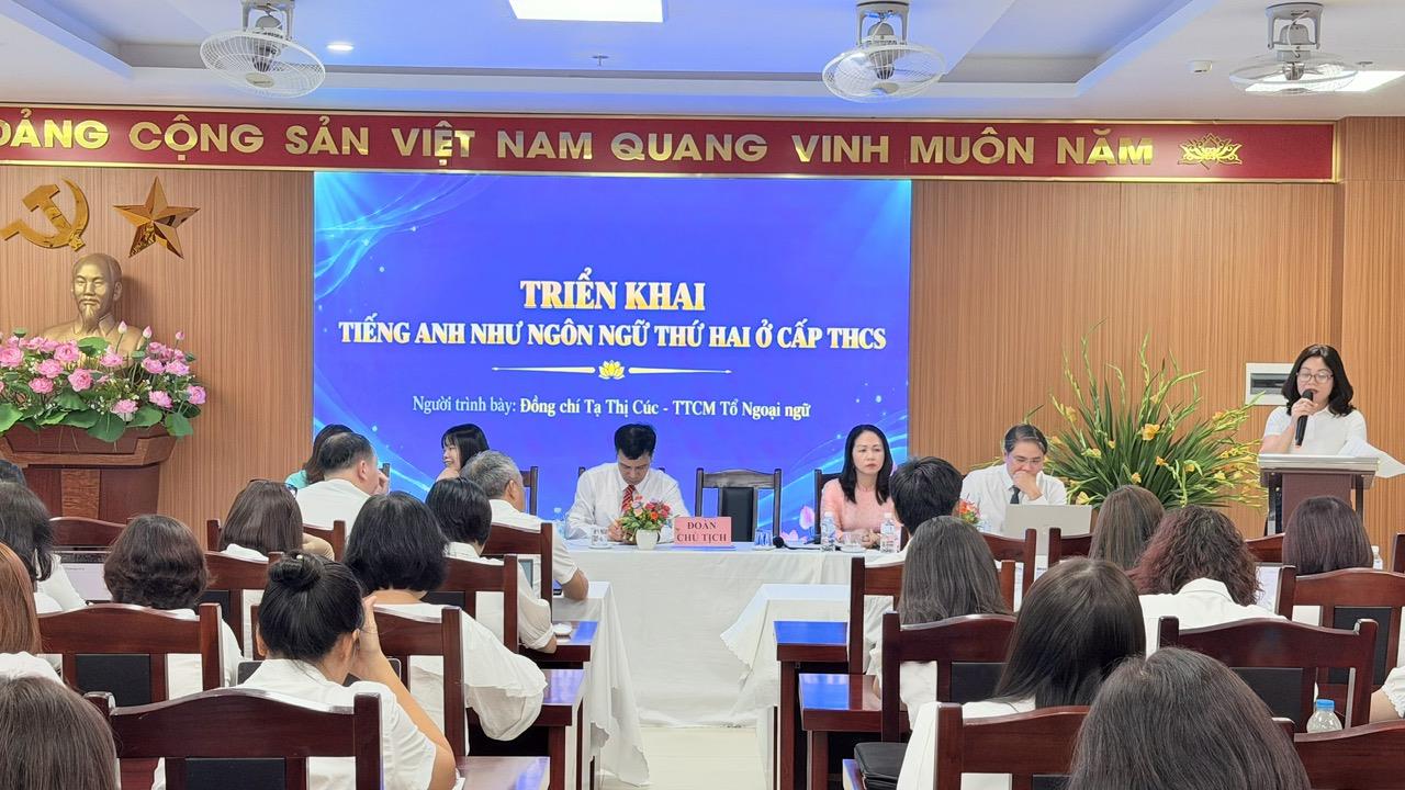 Trường THCS Ngọc Hà tổ chức hội nghị cán bộ, viên chức, người lao động năm học 2026–2027