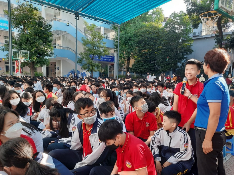 C:\Users\This MC\Desktop\z3842408537030_13e56dff7c54850f5329e87c16a733d7.jpg