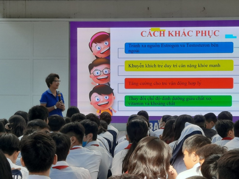 C:\Users\This MC\Desktop\BÀI NGÀY 31.10\z3842408598646_2408c4e36027067f622e59120cfd6cf1.jpg