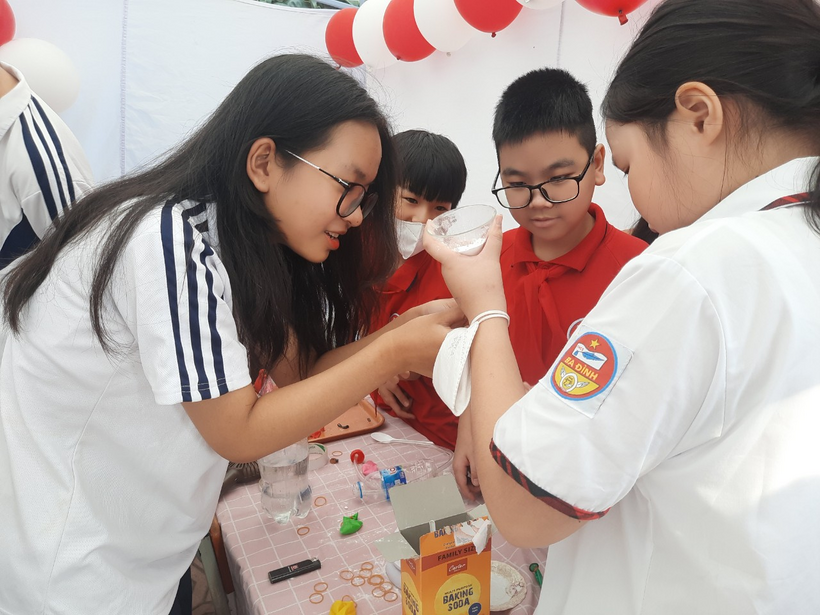 C:\Users\This MC\Desktop\z3864934349478_1c7d4f2dd0e698cd38f89c5cac626c3b.jpg