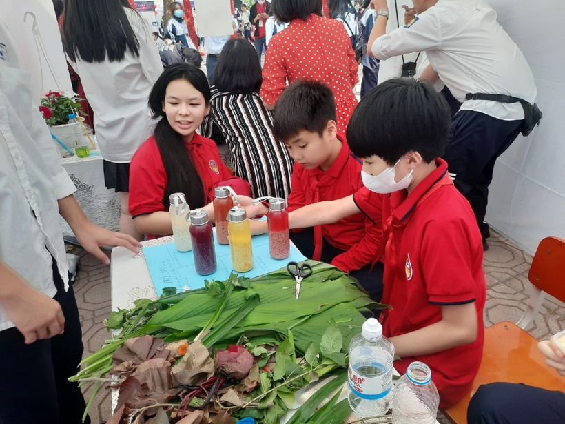 C:\Users\This MC\Desktop\z3864349411236_c716130c707e3b982caaca8a40e4911c.jpg