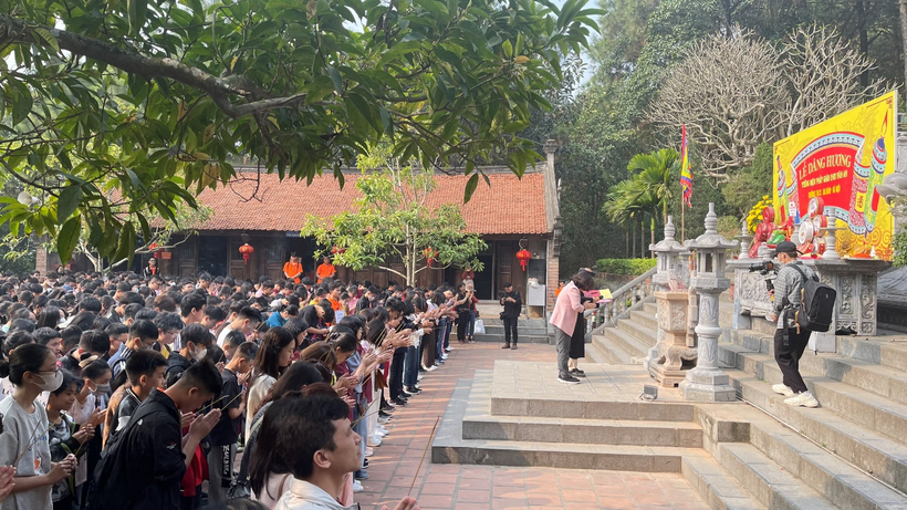 A picture containing tree, outdoor, ground, peopleDescription automatically generated