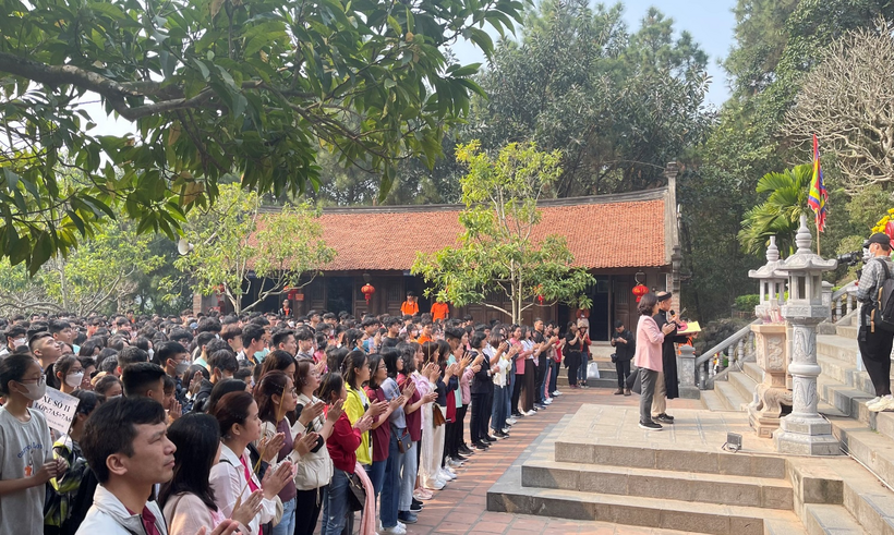 m:\Desktop\Ảnh dâng hương.jpg