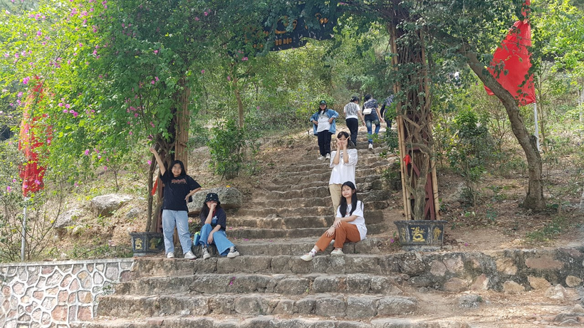 m:\Desktop\Ảnh tại côn sơn.jpg