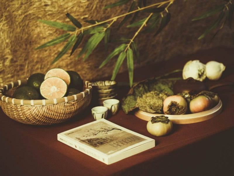 Thương nhớ mười hai: Những trang văn đong đầy nỗi nhớ - Revelogue