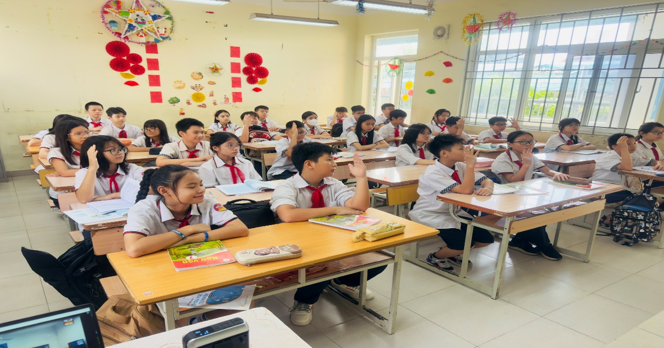 C:\Users\Admin\Downloads\Ảnh Tuần lễ HTSĐ\z7110221931364_ecb0345233ca6932d9d647e2c13d0496.jpg