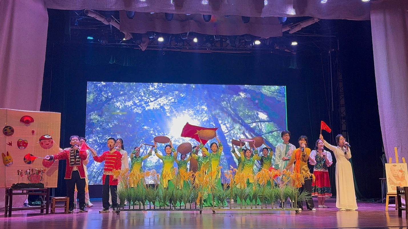 A group of people performing on stageAI-generated content may be incorrect.