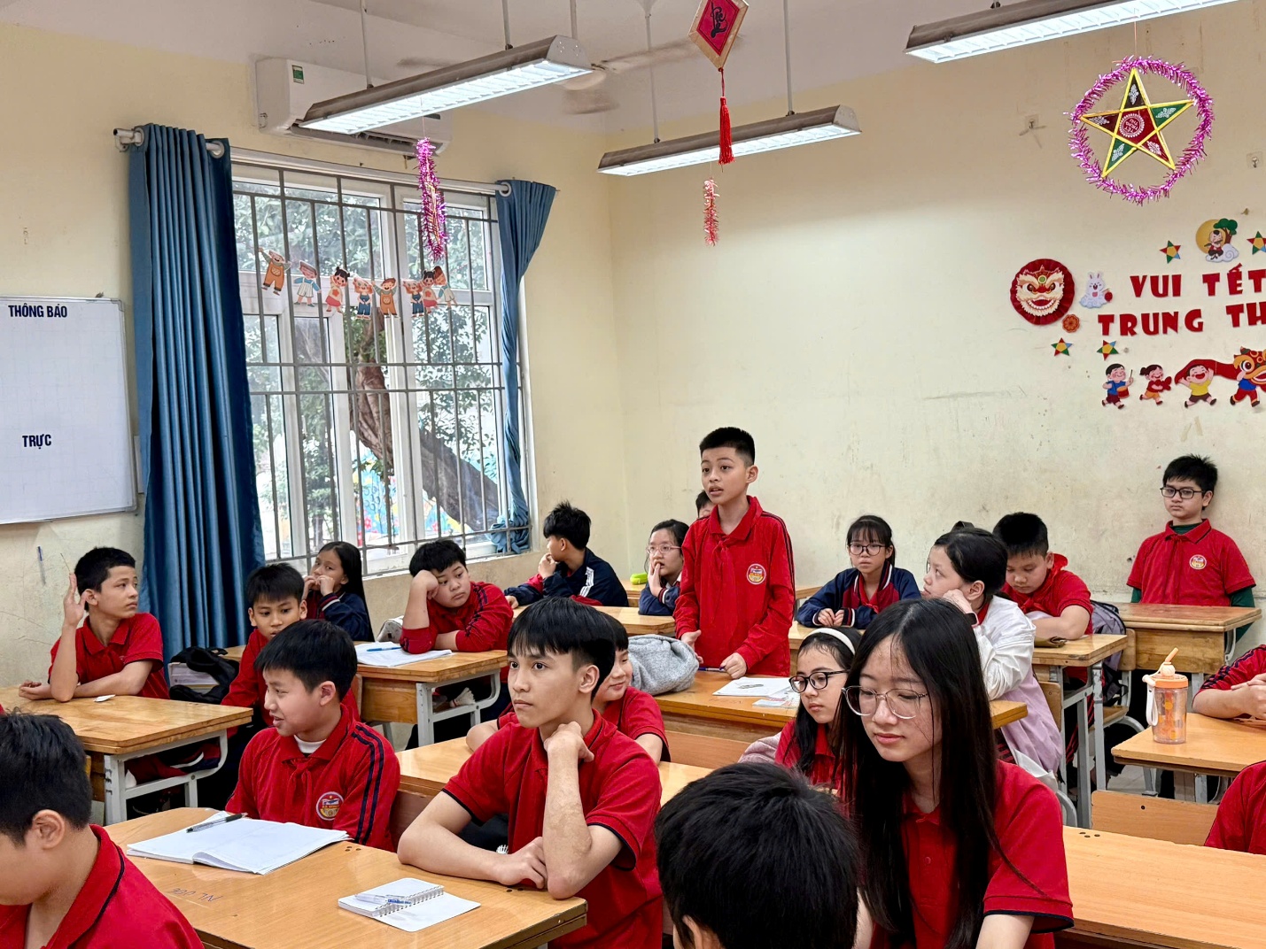 A group of children in a classroomAI-generated content may be incorrect.