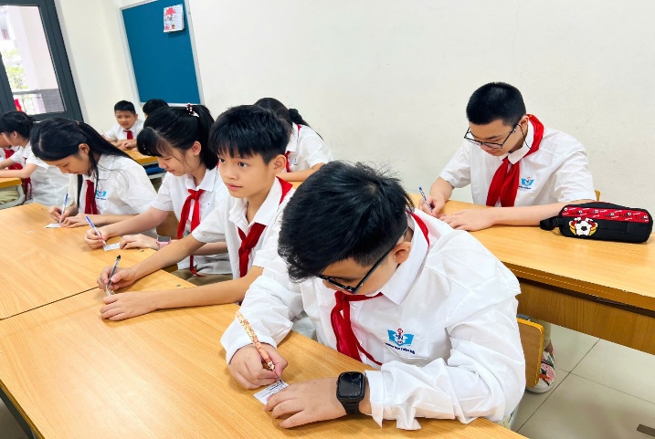D:\6N2 (26-27)\Ảnh 6N2\ĐH Chi đội\1792751723989_1927617782205148861_g8590486606649259082_1b526c583bd60b5a3f9a393a7588a2db.jpg