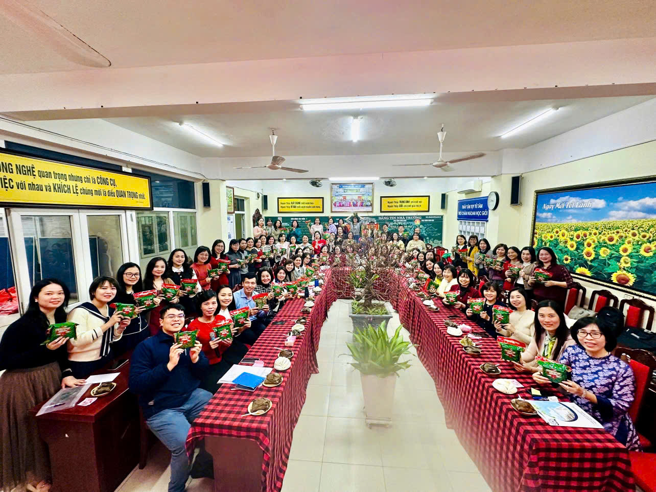 C:\Users\hp\Downloads\0ac3ca16ce34406a1925 (1).jpg