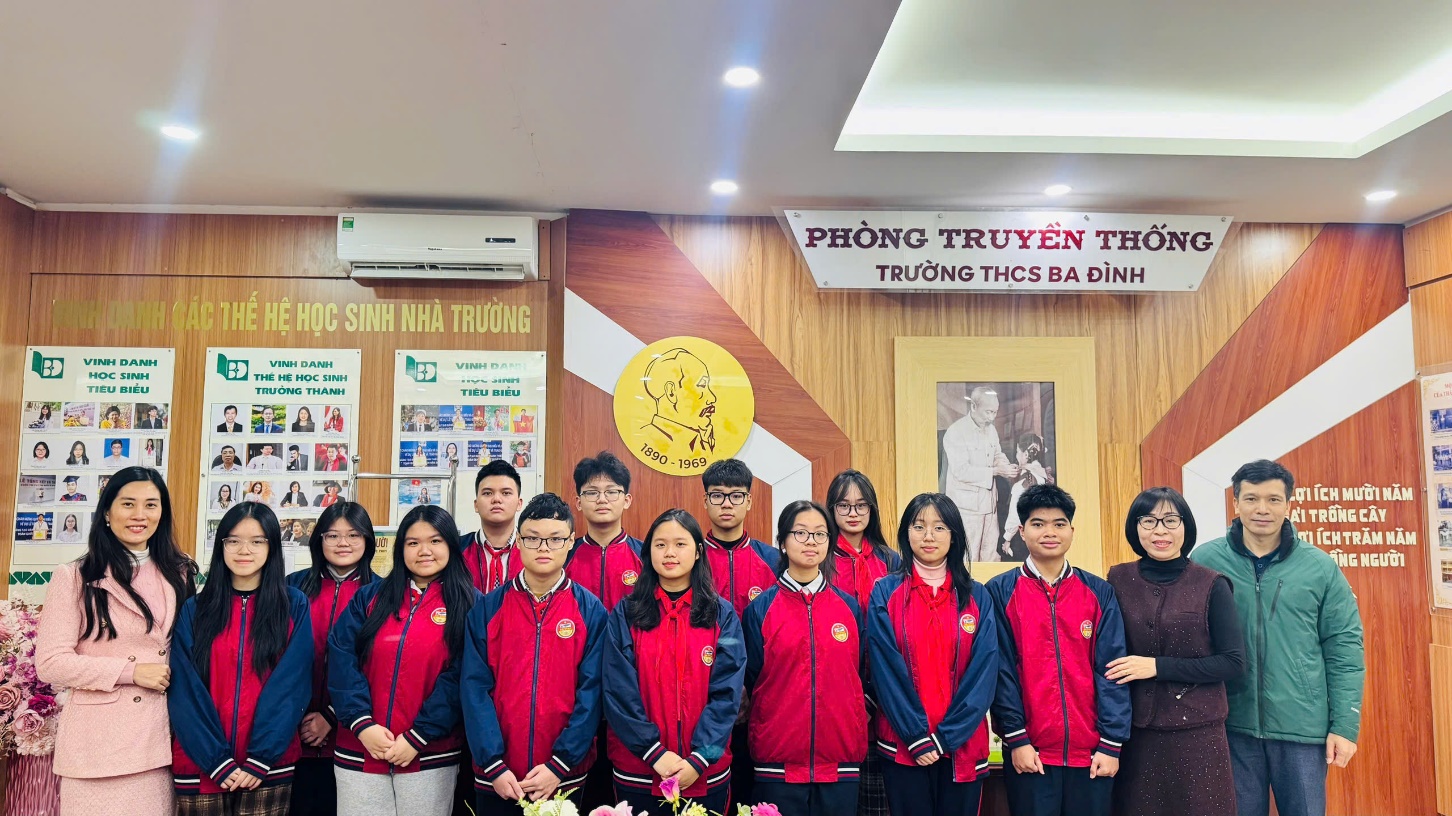 D:\SSD\THCS BA DINH\2025-2026\TRUYEN THONG\THI HSG 9\z7516532230976_c8eed0fe668357e9c8e44828773fe5f2.jpg