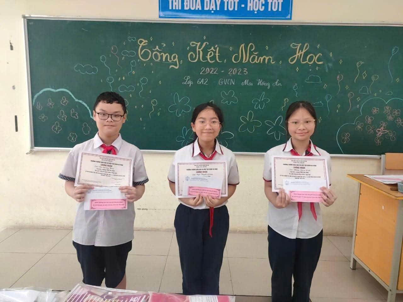 D:\Tải về\CHU QUANG HIẾU\z8095136370431_a48e567da10a55ec22947fe7a81a6711.jpg