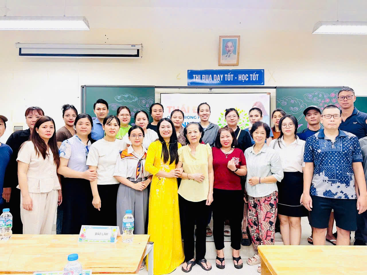 C:\Users\hp\Downloads\Duy [31-07-2026 09_50]\f2c81c912a04ab5af215.jpg