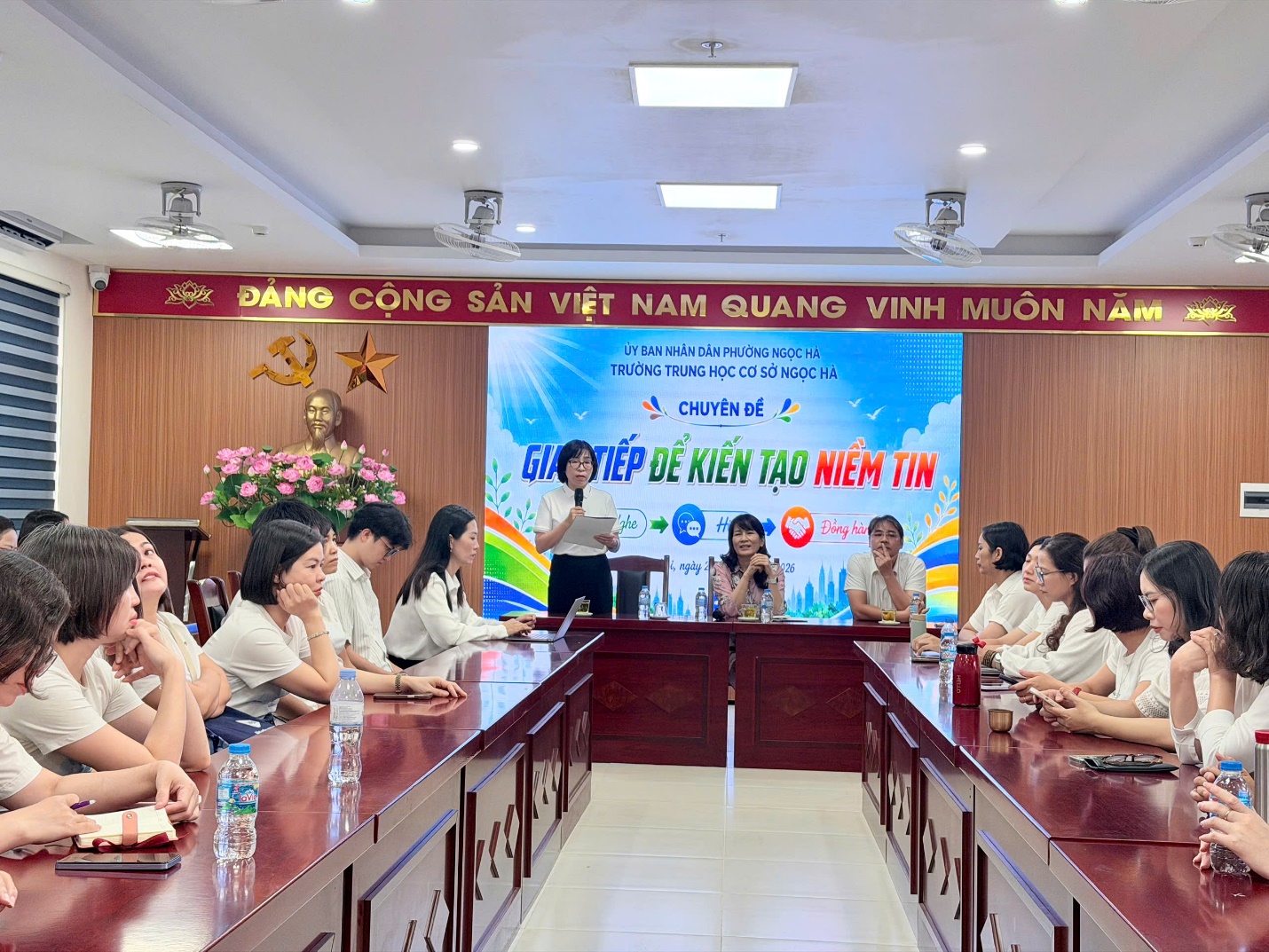 C:\Users\hp\Downloads\NGÔI NHÀ CHUNG NGỌC HÀ ❤ [27-08-2026 16_10]\2aoboqunpgsroa9etulnzto3lcwcwt7yvvqsuyow5.jpg